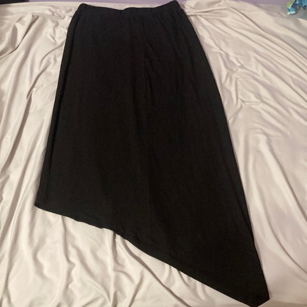 Black asymmetrical ribbed maxi skirt